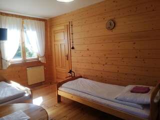 Проживание в семье ORLIK - pokoje gościnne Uście Gorlickie Четырехместный номер с собственной ванной комнатой-2